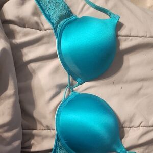 Victoria's Secret Blue T-Shirt Bra with Underwire Support